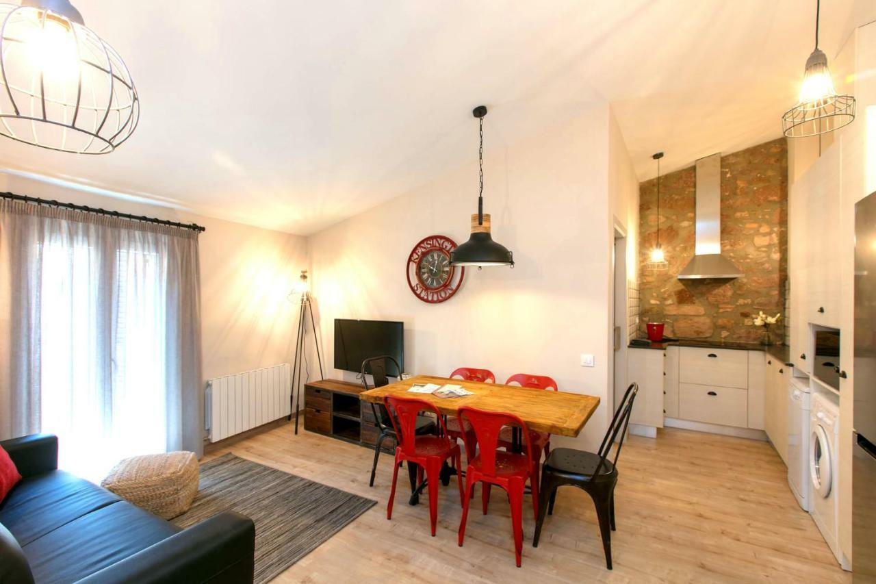 Apartaments Cal Trumfo Прадес Екстериор снимка
