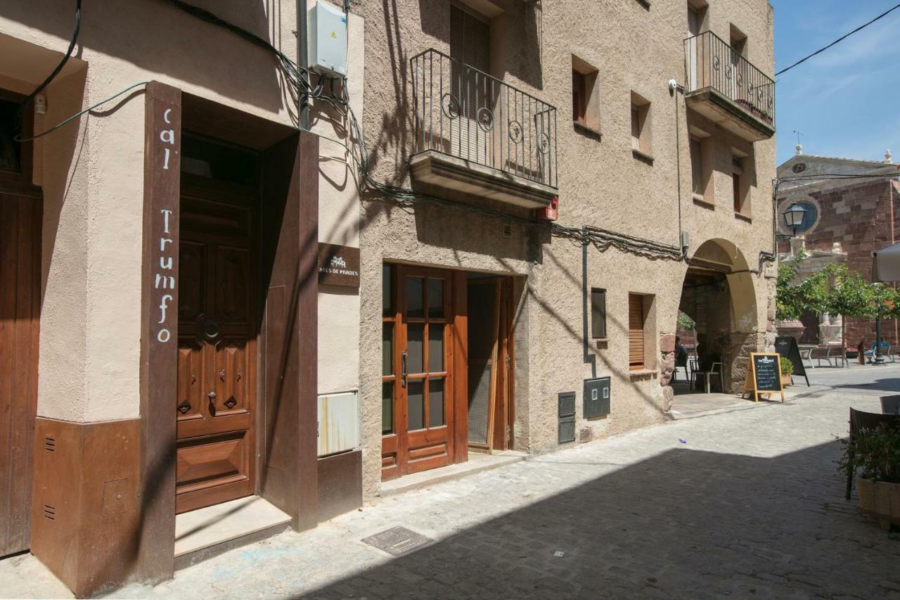 Apartaments Cal Trumfo Прадес Екстериор снимка
